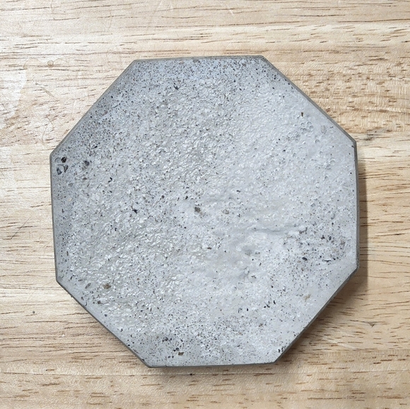 Concrete Ashtray New - Picture 3 of 8